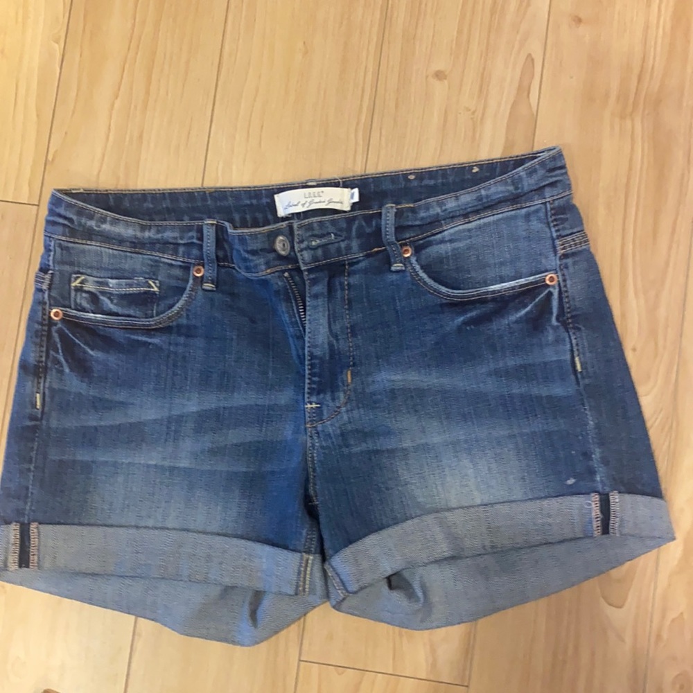 H&M women’s jean shorts